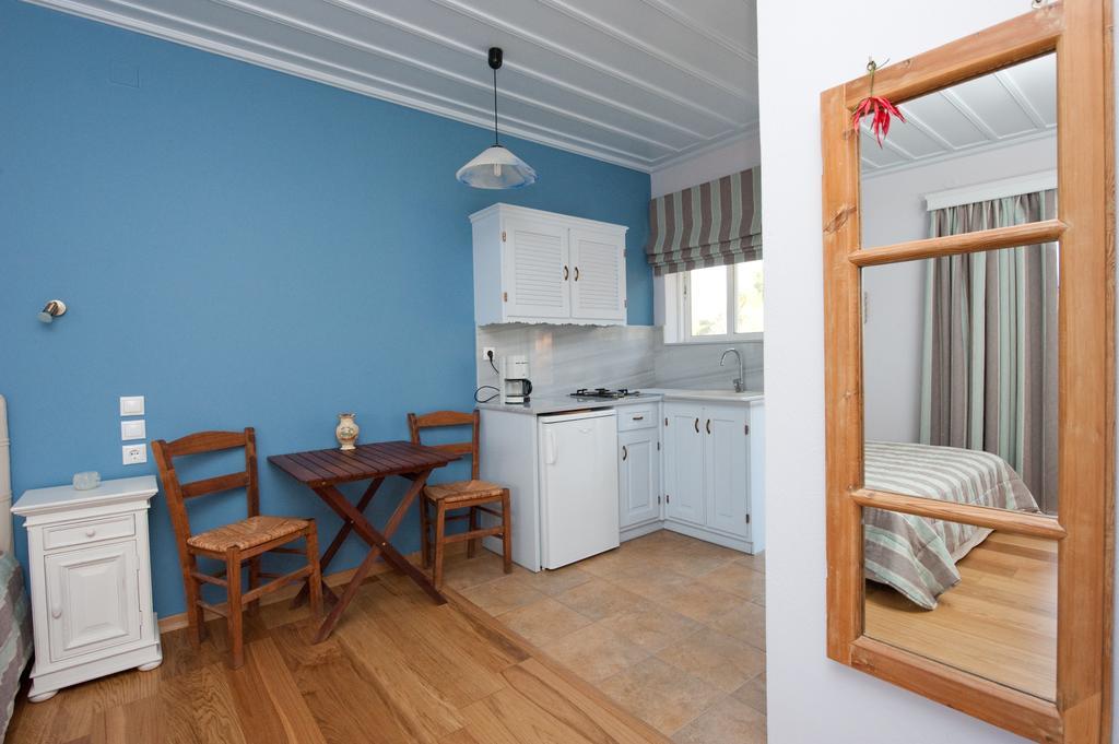 Zorbas Apartments Volissos Екстер'єр фото