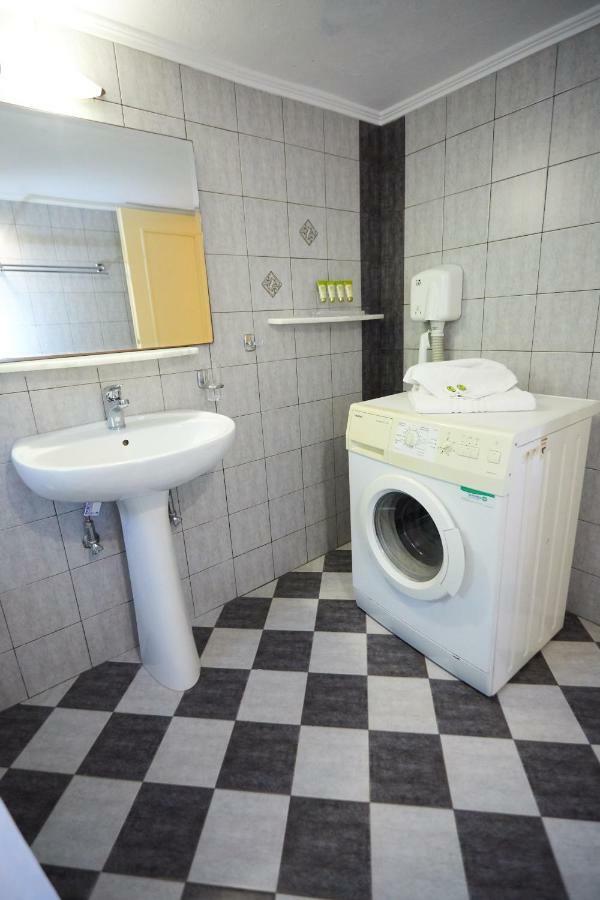 Zorbas Apartments Volissos Екстер'єр фото